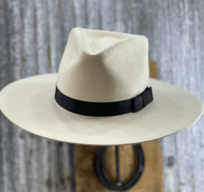 FEDORA | WHITE