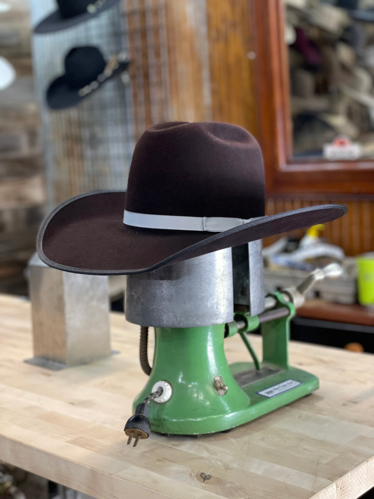 Rodeo King 10X 4 1/2" Brim | BLACK CHERRY